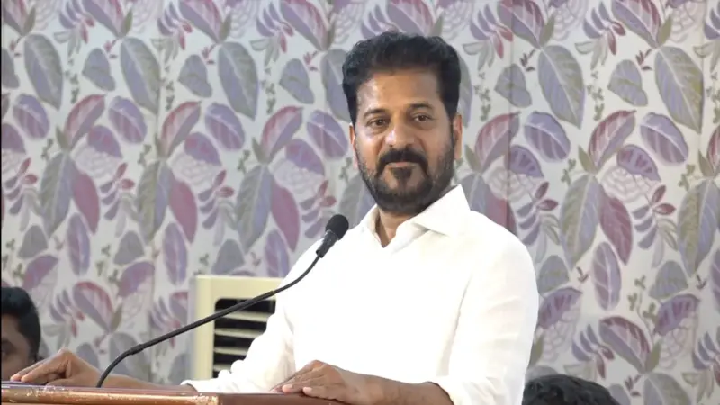 Pinarayi Vijayan, KCR Share Similarities: Revanth Reddy At UDF Manifesto Launch