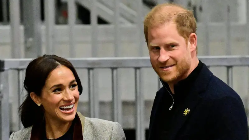 Prince Harry praises Australia's leadership on social media ban as Meghan tells of online bullying