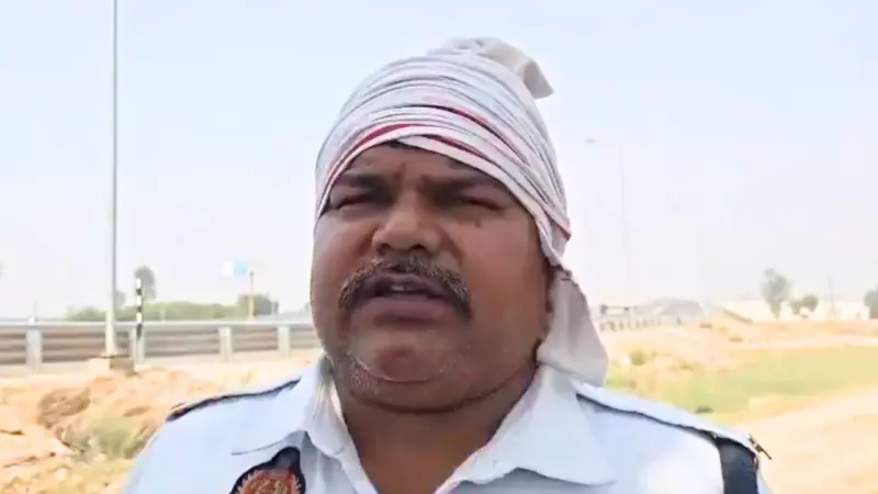 'मैं तो बस पॉटी करने गया था...', वीडियो वायरल हुआ, अब पुलिसकर्मी लाइन हाजिर
