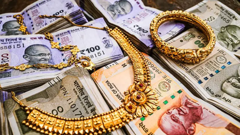 Gold Price Today Kolkata: মঙ্গলবারে কততে দাঁড়িয়ে সোনার দাম! আজ ২২ ও ২৪ ক্যারেট কততে বিকোচ্ছে?