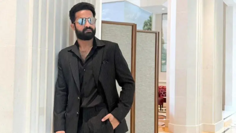 ఎన్టీఆర్ ను కొట్టిన ఇద్దరు దర్శకులు... వాళ్ళతో మళ్ళీ సినిమాలు చేయలేదు...