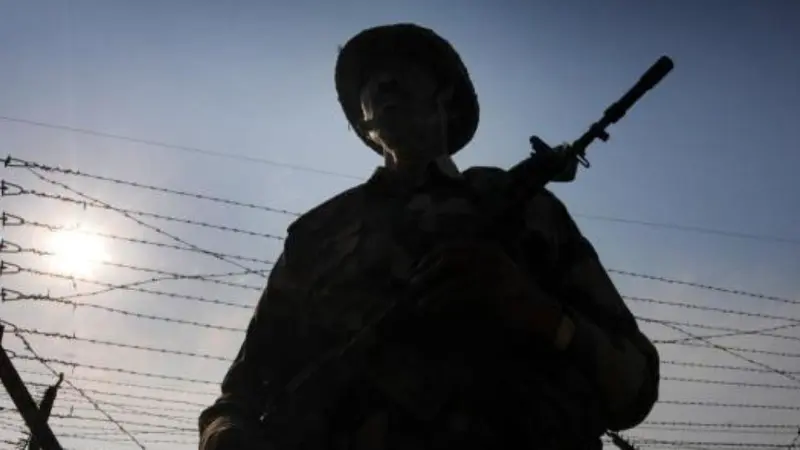 Bangladeshi smuggler shot dead by BSF in Tripura
