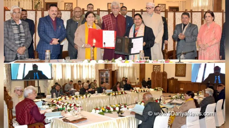 Manoj Sinha chairs 84th University Council Meeting of Kashmir University