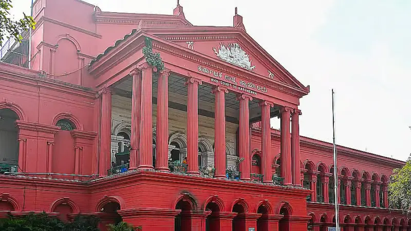 Karnataka High Court allows admission of SSLC pass outs to paramedical courses