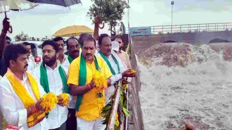 పట్టిసీమతో ఐదేళ్లలో 50,000 కోట్ల సంపద