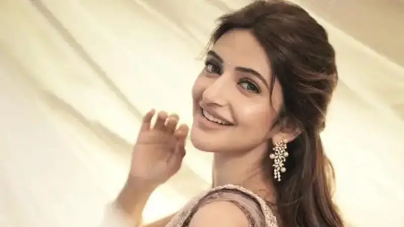 Tollywood : చదువుకోవడం కోసం సినిమాలకు బ్రేక్ ఇచ్చిన టాలీవుడ్ హీరోయిన్