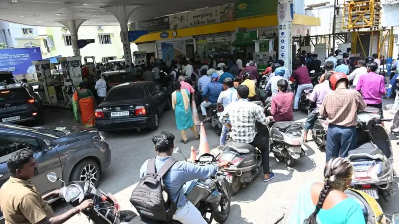 మరోసారి వాహనదారులకు షాక్ తప్పదా ?