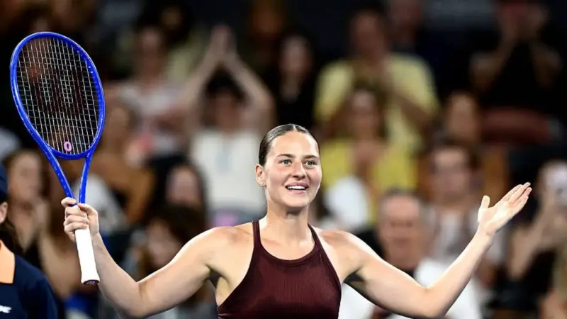 Marta Kostyuk Trains Amidst Conflict: A Glimpse into Ukrainian Tennis