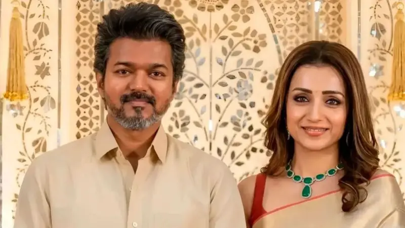 தளபதி விஜய் வீட்டிற்கு வந்த நடிகை த்ரிஷா கிருஷ்ணன் - வைரலாகும் வீடியோ