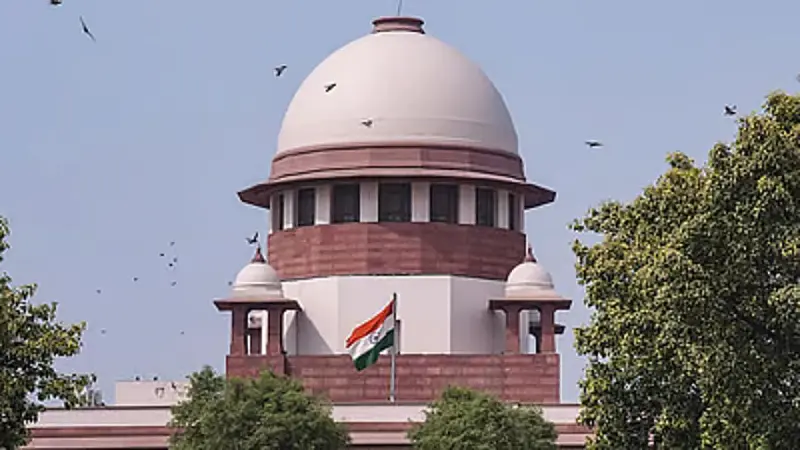 'Unfounded allegations against judiciary serious matter': SC allows contempt proceedings against lawyer of Disha Salian's father