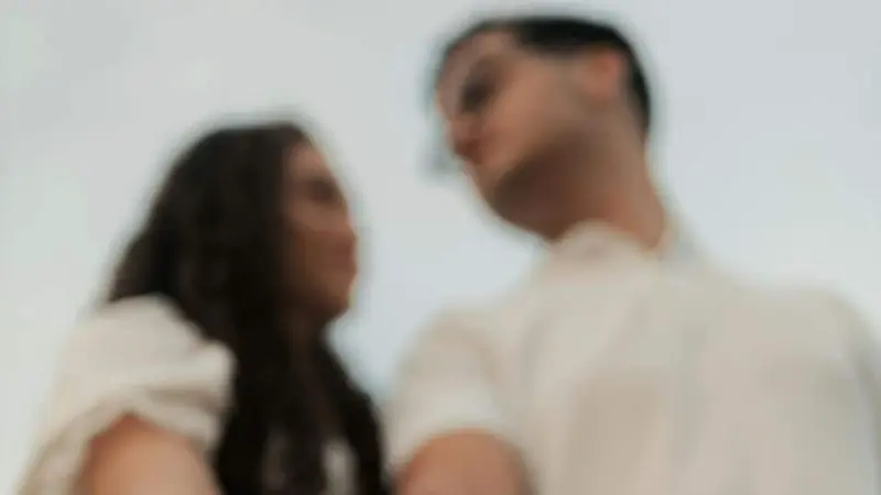 Why do people date colleagues? Survey finds 40% cheated on partners with co-workers