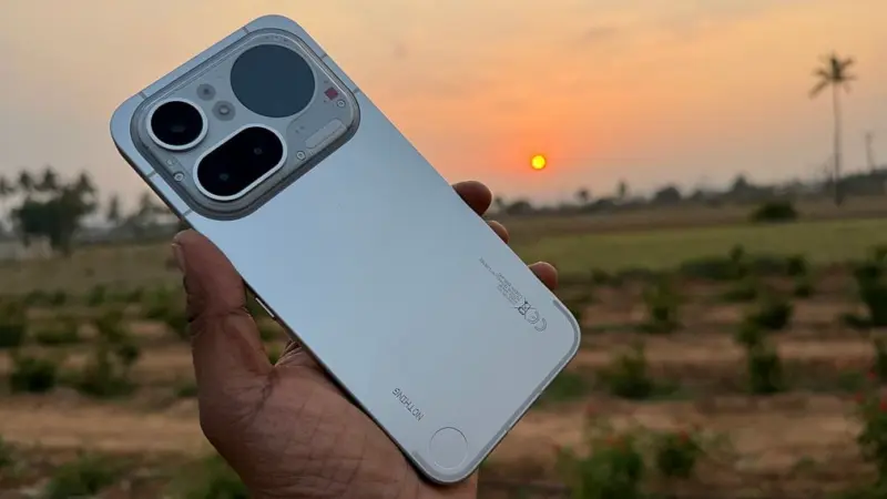 Nothing Phone (4a) Pro Review: Performer with standout design