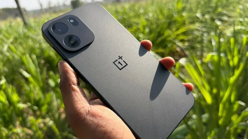 OnePlus Nord CE 6 Review: Reliable performer with Qualcomm silicon, decent camera