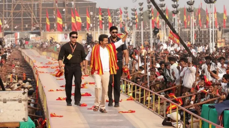 Fans go ga-ga as actor Vijay takes on avatar of politician; three lakh supporters converge