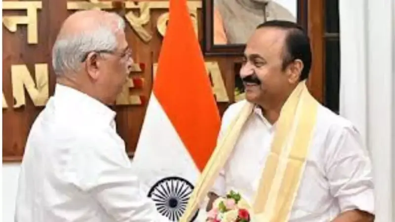 కేరళ ముఖ్యమంత్రిగా వీడీ సతీశన్