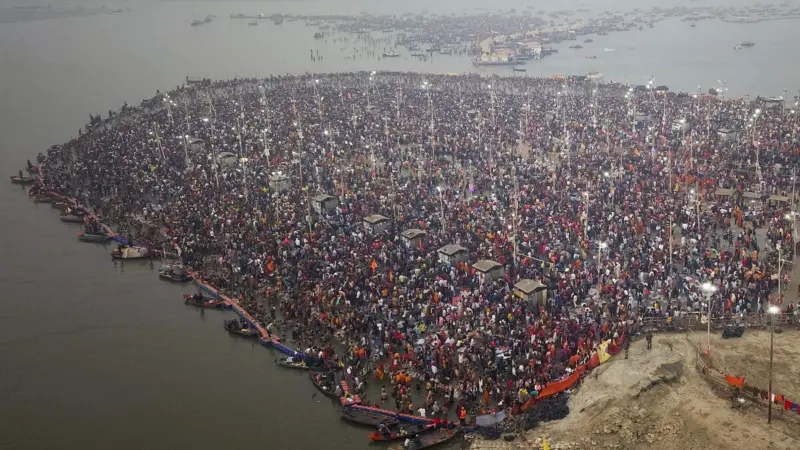 Maha Kumbh 2025 | Mamta Kulkarni as mahamandelshwashar, IITian Baba and all those who went viral this year