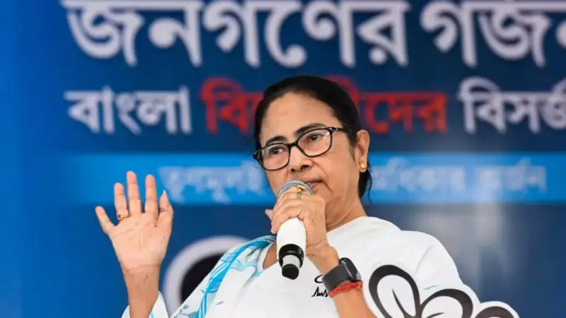 पश्चिम बंगाल चुनाव 2026: TMC ने जारी की 291 उम्मीदवारों का सूची, भवानीपुर से ममता बनर्जी; सुवेंदु अधिकारी से सीधा मुकाबला
