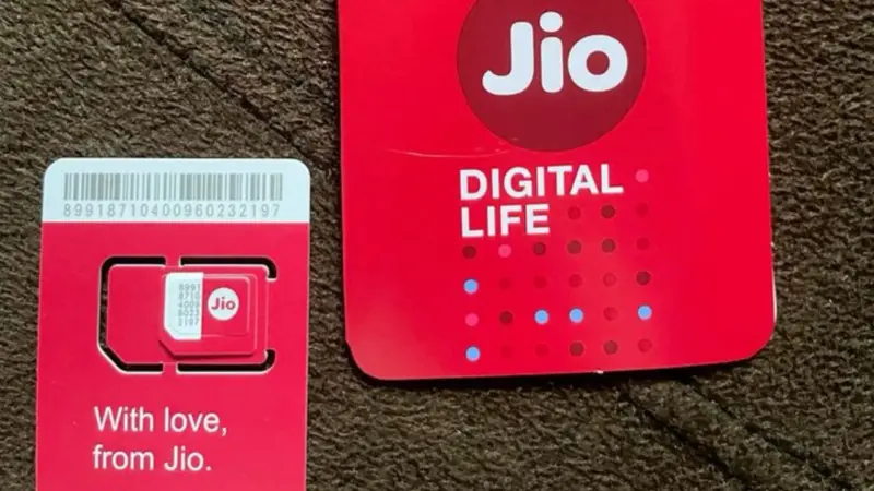 Jio ने तोड़ दिया रिकॉर्ड! बस इतने रुपये में पूरा महीना इस्तेमाल कर पाएंगे इंटरनेट, 349 वाले से भी बेहतर वैलिडिटी