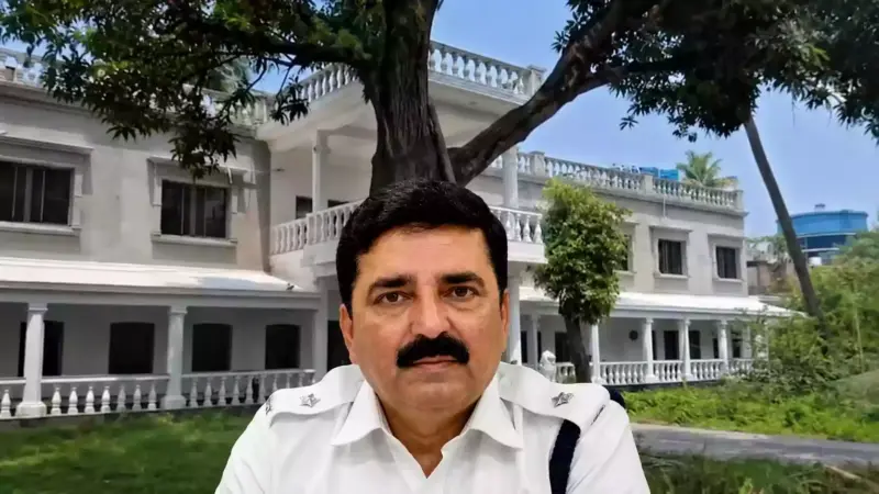 सरकारी तनख्वाह में करोड़ों का 'राजमहल'