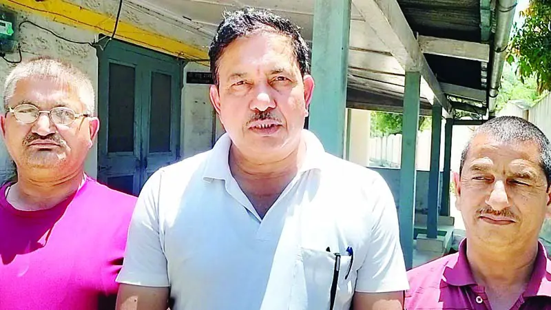 संगास्वी सडक़ की हालत सुधारो, नहीं तो प्रदर्शन - Divya Himachal