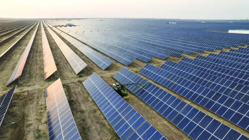 Power Stocks: गर्मी की दस्तक और LPG संकट, NTPC Green समेत कई शेयर चमके
