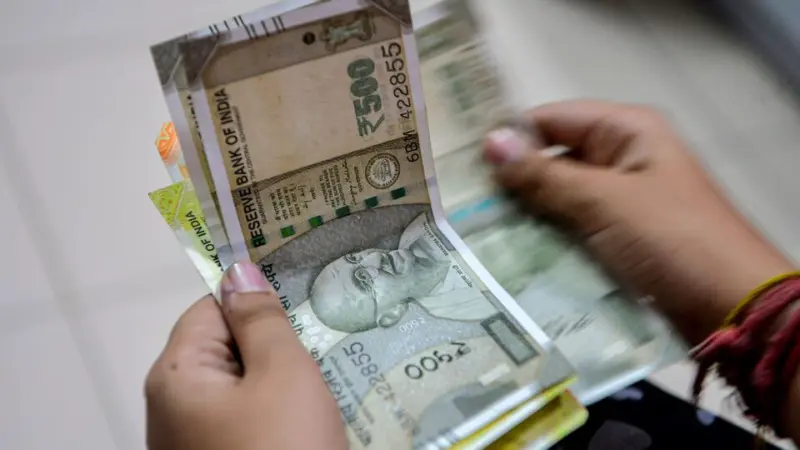 HDFC Bank, Yes Bank to IDBI Bank: These banking stocks will remain in focus today, here's why