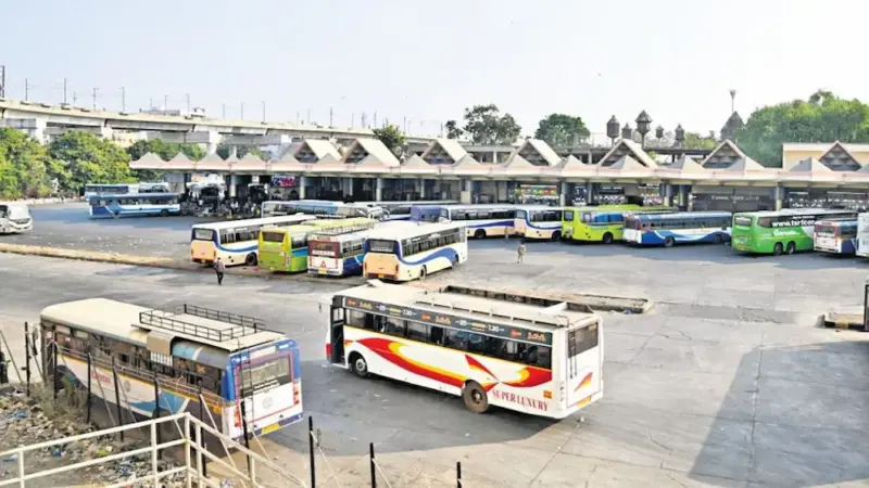 హైదరాబాద్‌లో మూడో భారీ బస్ టెర్మినల్
