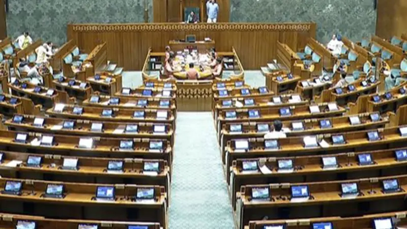 'Major Roadblock' for Women's Reservation: Constitutional Amendment Bill Defeated in Lok Sabha with Only 298 Votes