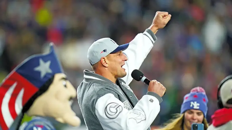 Rob Gronkowski Claims He's Never Spent His $70M NFL Earnings