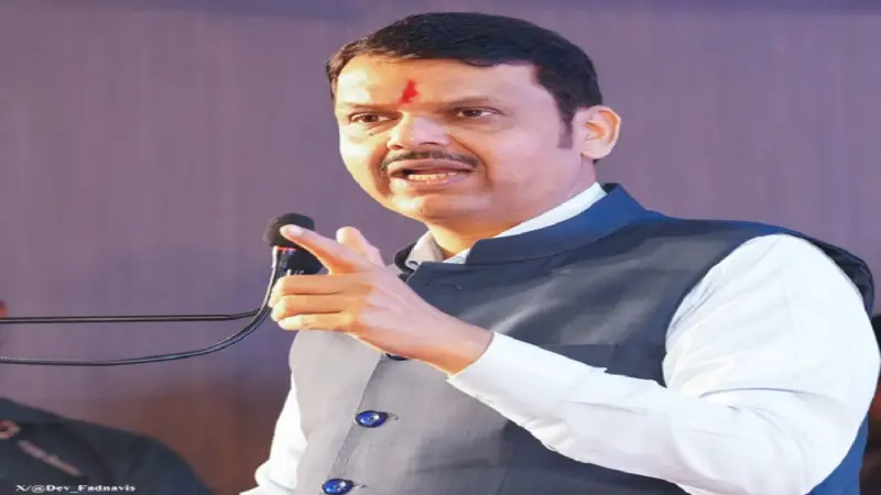 अशोक खरात प्रकरणावर मुख्यमंत्रीचें कडक शब्दात वक्तव्य; "तपशील उघड झाल्यास अनेक जणांचे नावे समोर येतील''