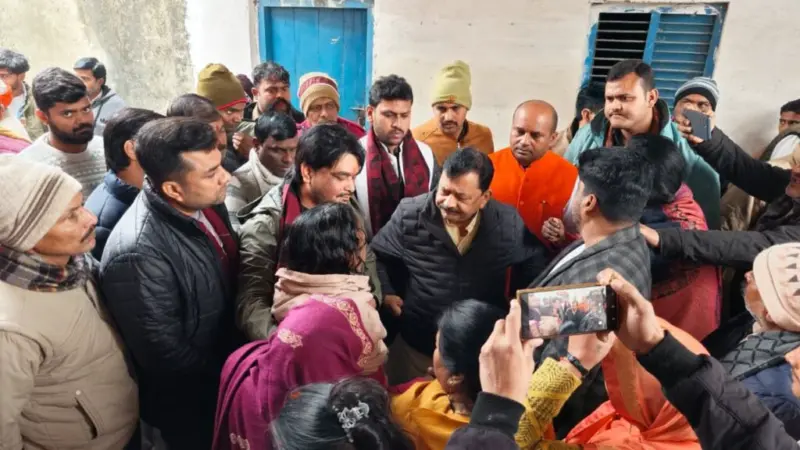 Video: कुशीनगर में निशांत की हत्या से आक्रोश; सांसद ने परिजनों से मिलकर ढाढ़स बढ़ाया