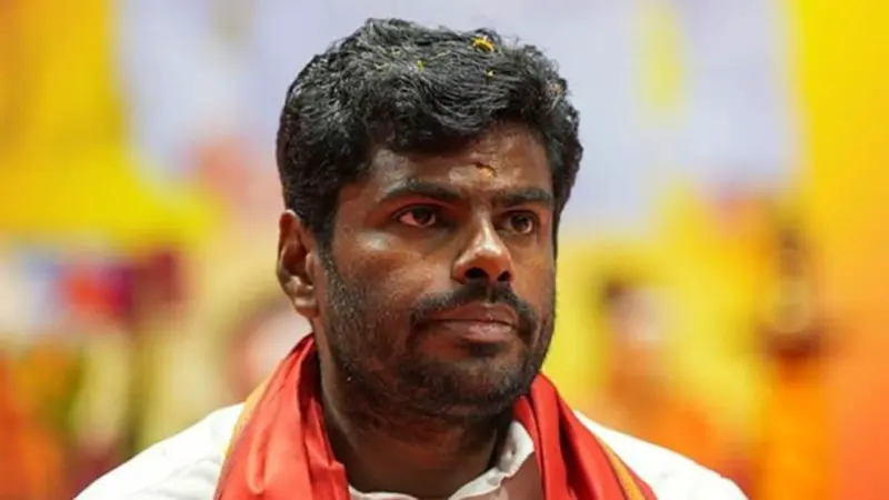 மத்திய கேபினட் அமைச்சராகுறாரா அண்ணாமலை? திமுக ஆட்சி தொடர்ந்தால் அண்ணாமலையின் அதிகார மையம் ஆட்டி படைக்குமா? பதவி இல்லாத போதே திமுகவின் கண்ணில் விரலை விட்டு ஆட்டினார்.. மத்திய அமைச்சர் பதவி கிடைத்துவிட்டால் ருத்ரதாண்டவம் ஆடுவாரோ?