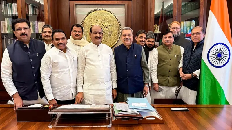 Parliament Winter Session: Lok Sabha extends tenure of panel on Waqf amendment bill