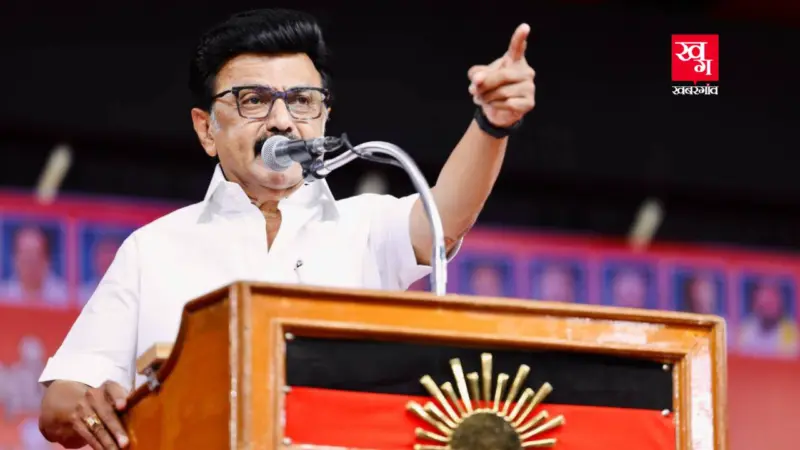 'मुद्दा विकास नहीं, हिंदी है,' बाहरी बताकर कैसे NDA को घेर रही है DMK?