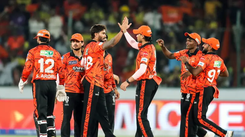 KKR vs SRH: টসে জিতে কলকাতার বিরুদ্ধে ব্যাট করার সিদ্ধান্ত হায়দরাবাদের, প্রথম একাদশে রয়েছেন কারা?