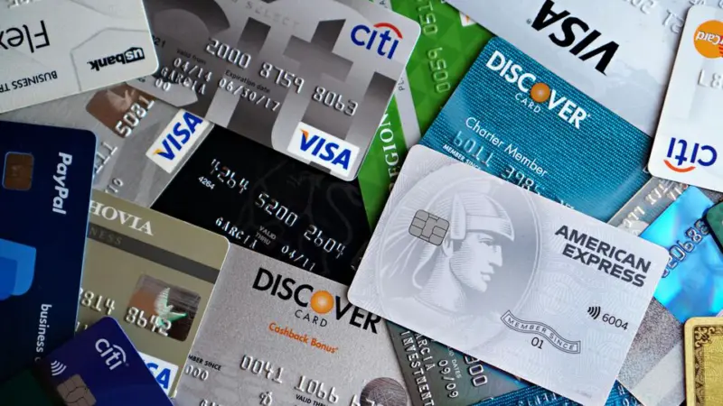 What is minimum due on credit card and can not paying full amount affect your credit score?