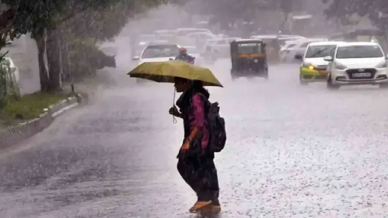 రేపటి నుంచి రాష్ట్రంలో వాతావరణం కూల్.. పలు జిల్లాల్లో మోస్తరు వర్షాలు!