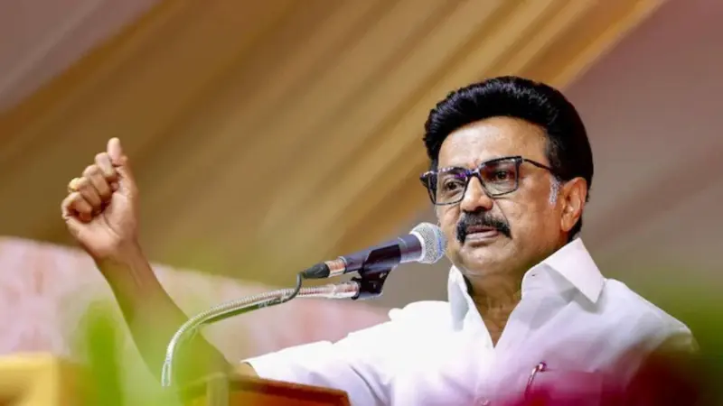 DMK దయాదాక్షిణ్యాలపైనే విజయ్ ప్రభుత్వం నడుస్తోంది: స్టాలిన్ సంచలన వ్యాఖ్యలు!