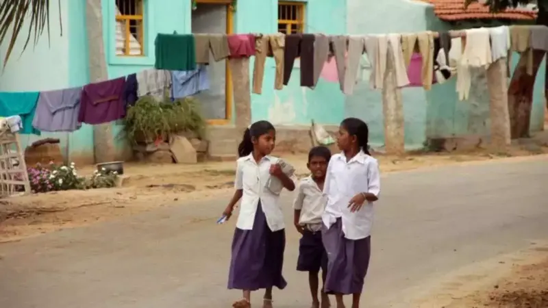 कर्नाटक: पहली कक्षा में प्रवेश की आयु पर घमासान, 60 दिन की छूट भी नाकाफी