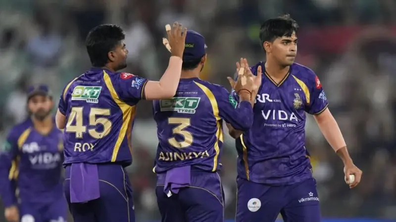 IPL 2026 Purple Cap: पर्पल कैप की रेस हुई रोमांचक, टॉप 5 में हुई KKR के गेंदाबाज की एंट्री; 3 गेंदबाजों के नाम 20+ विकेट