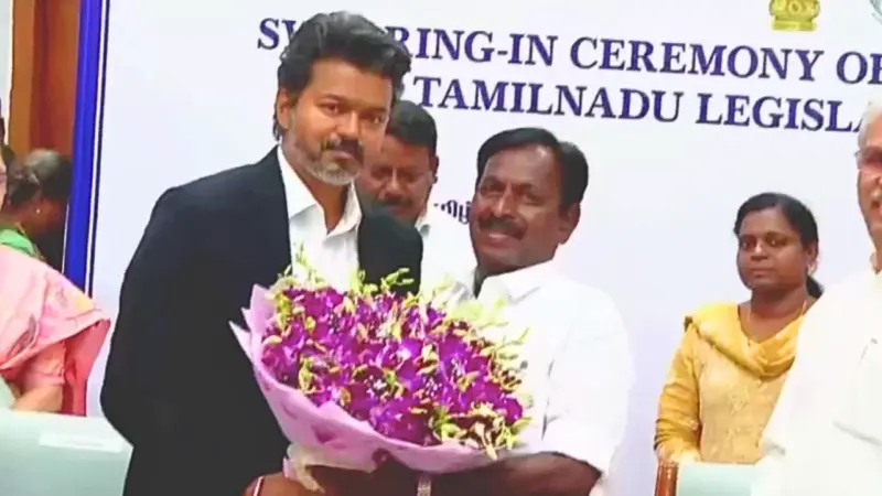 தற்காலிக சபாநாயகராக பொறுப்பேற்ற கருப்பையா - யார் இவர் ?