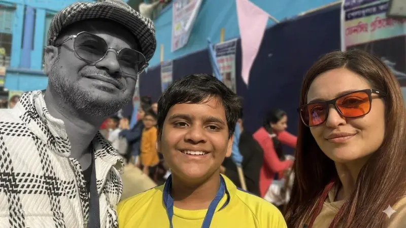 Rahul-Priyanka: ডিভোর্স মামলা গড়ায় আদালতে,ছেলের জন্য ভাঙা বিয়ে জোড়া লাগে রাহুল-প্রিয়াঙ্কার!