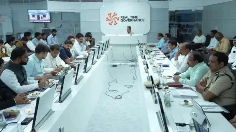 CM Chandrababu: ప్రజల్లో ప్రభుత్వంపై నమ్మకం పెరగాలి.. పారదర్శక పాలనతో ముందుకు వెళ్లాలి..!