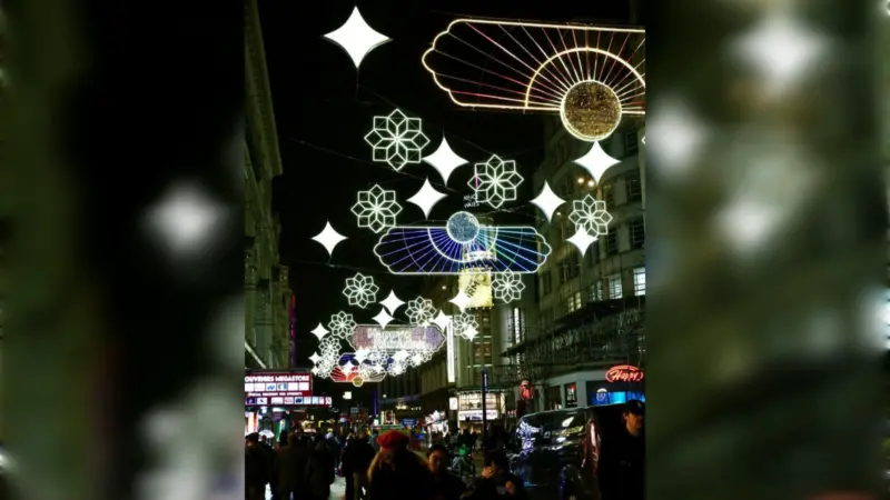 London's West End lights up for Ramzan 2026 as mayor calls for unity