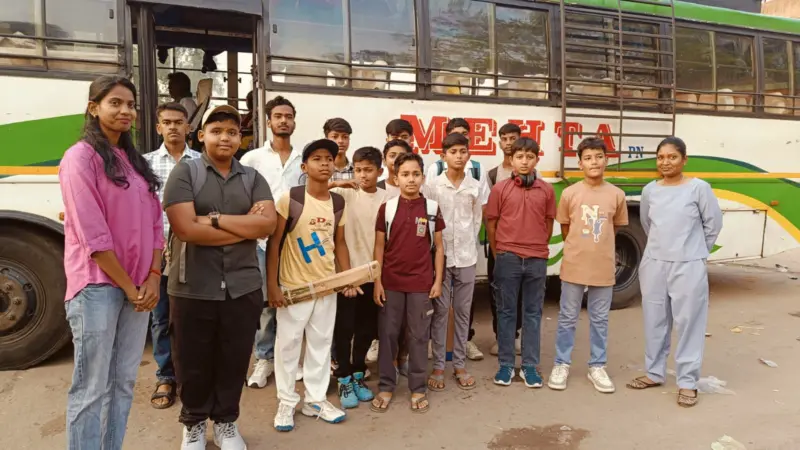 जेपीएल क्रिकेट टूर्नामेंटः सिमडेगा की टीम जमशेदपुर रवाना