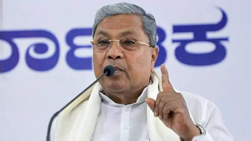 Siddaramaiah: "హిజాబ్"కు అనుమతి, "కాషాయ కండువాల"కు నో పర్మిషన్..