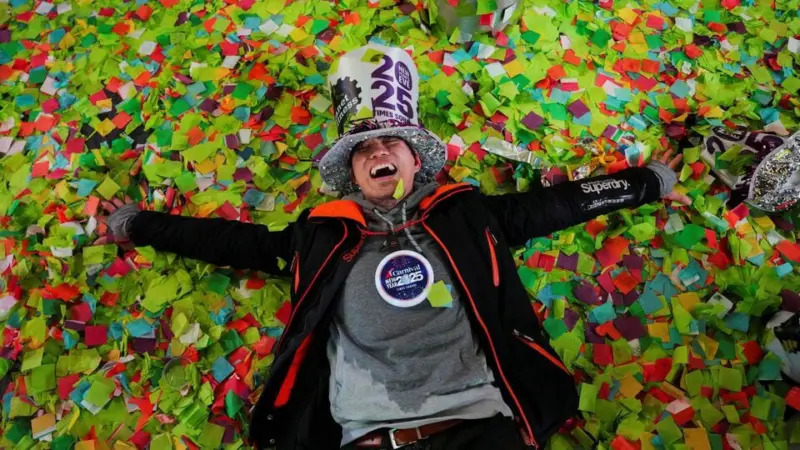 Happy New Year! New York's Times Square sees 'biggest party in the world' with annual ball drop: WATCH