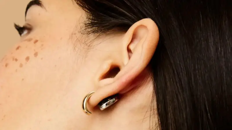 कानातले मासिक पाळीवर लक्ष ठेवणार, 'Lumia 2' आले बाजारात, युजर्स स्वतः बॅटरी बदलू शकतील