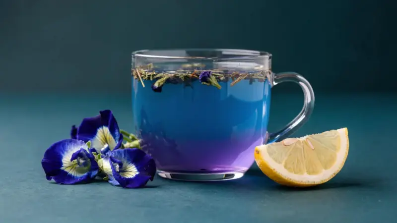 Blue Tea Benefits That Make This Magical Colour-Changing Drink A Wellness Favourite