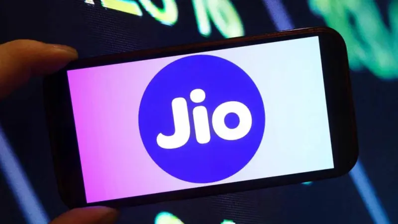 Jio Rs 209 Plan: జియో యూజర్స్కు షాక్.. ఆ పాపులర్ రీఛార్జ్ ప్లాన్ ఇక బంద్! కారణం ఇదేనా?